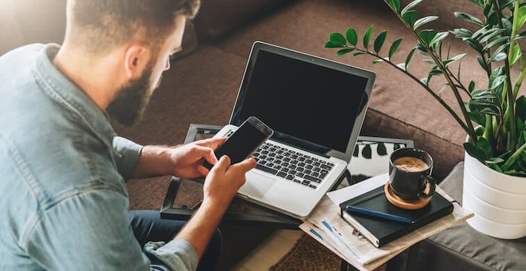 Learn How to Eliminate Distractions at Work With These 6 Tips